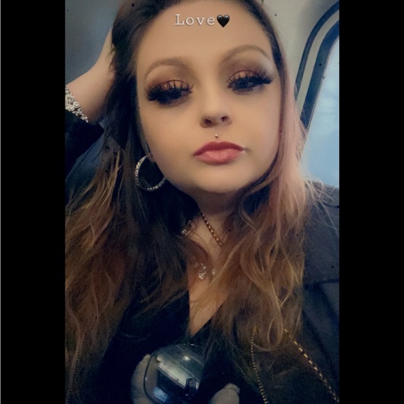 Meet your Posher, Destiny - Picture 15 of 16